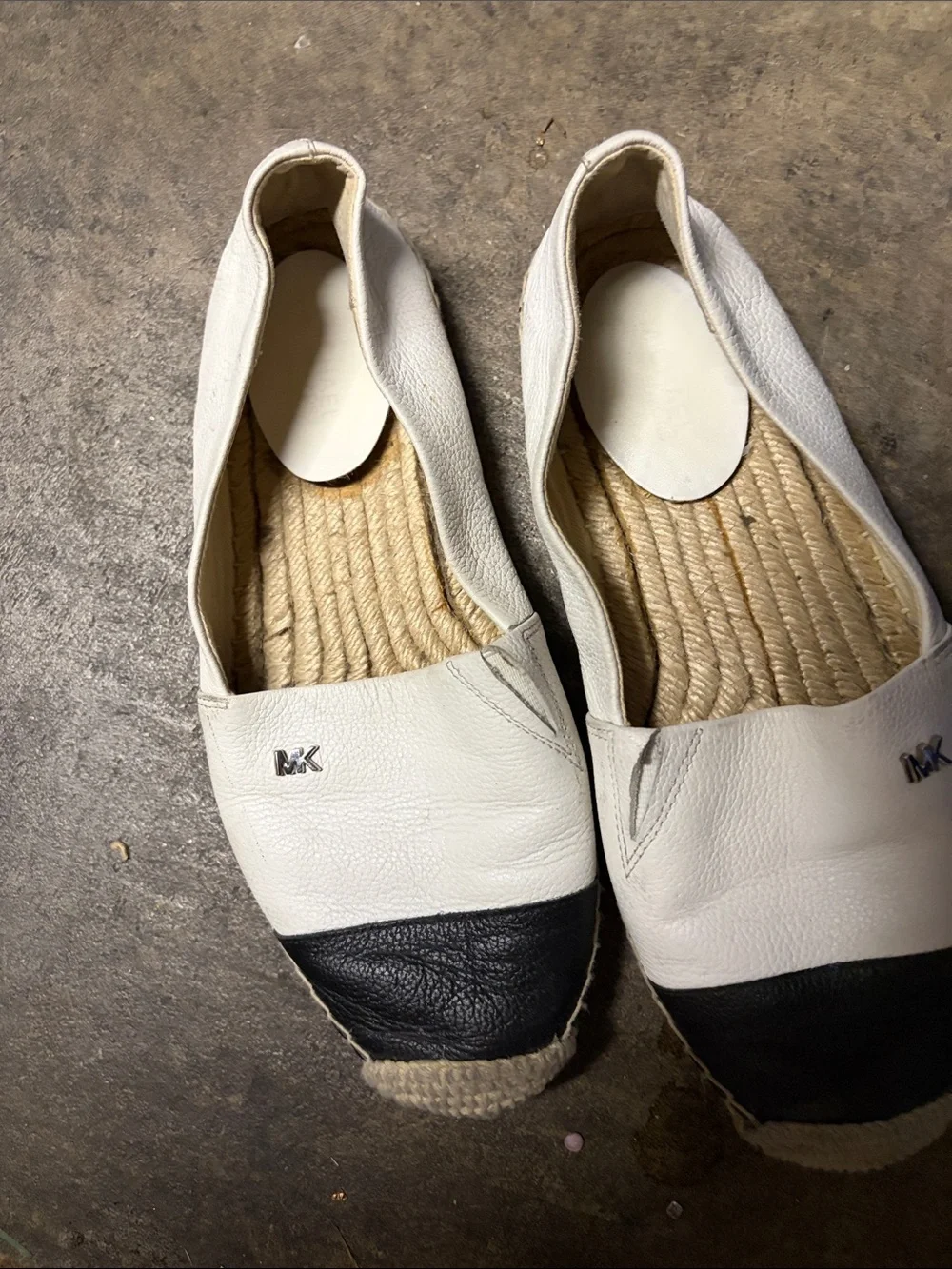 Michael Michael Kors Leather Two-Tone Espadrille Flats - White/Black Sz 7 Women